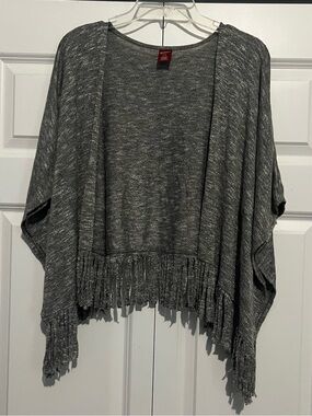Women’s Gray Fringe Open Cardigan Sweater
